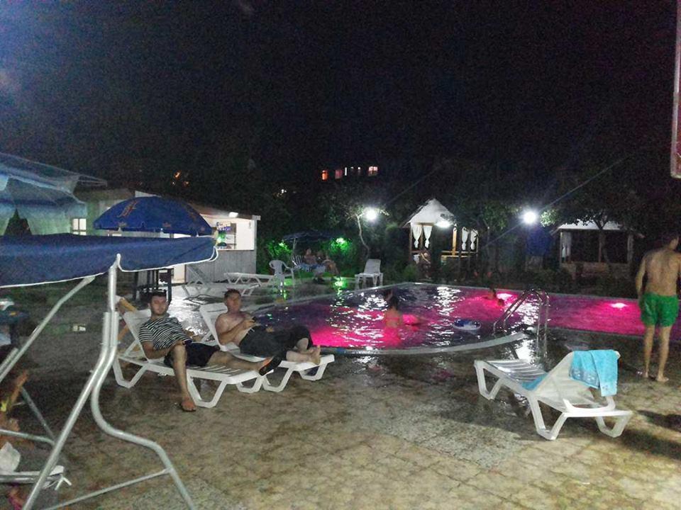 Kvariati Grand Guest House Gonio Bagian luar foto