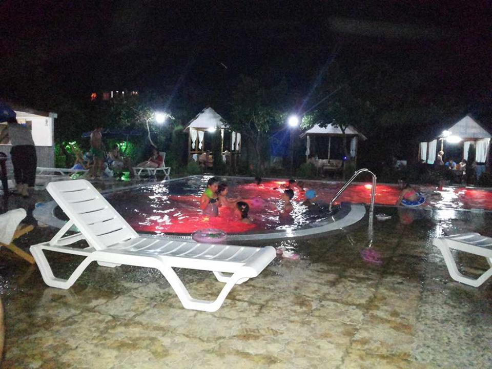 Kvariati Grand Guest House Gonio Bagian luar foto